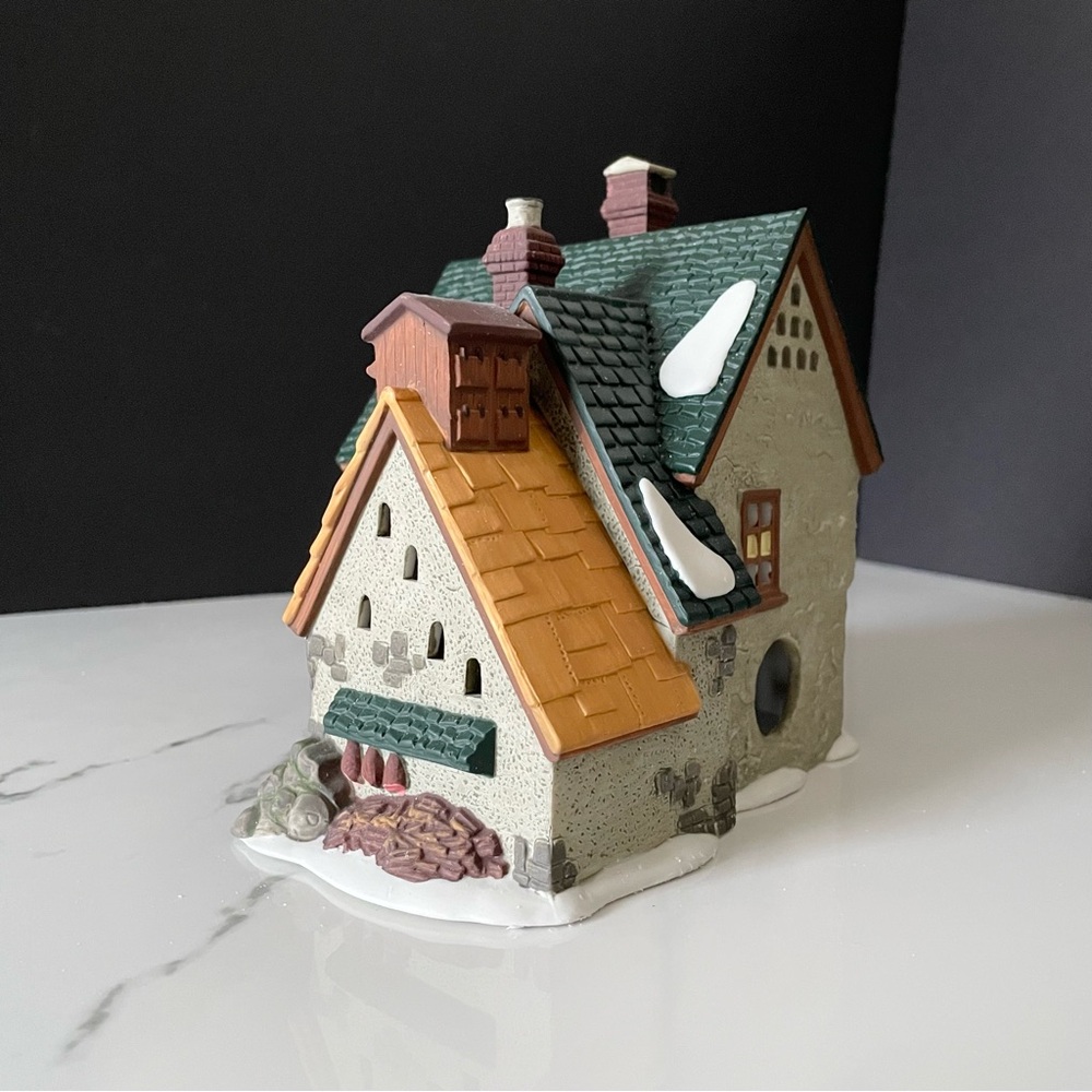 "Giggelswick Muton & Ham" Dickens Snow Village by Dept. 56 - Picture 6 of 13